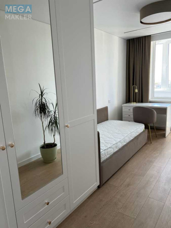 Оренда 2 кімнатної квартири, <a class="location-link" href="/kiev/" title="Недвижимость Київ">Київ</a>, <a class="location-link" href="/kiev/svyatoshinskij/" title="Недвижимость Святошинський район">Святошинський р-н</a>, Івана Крамського вул., 9 (изображение 4)