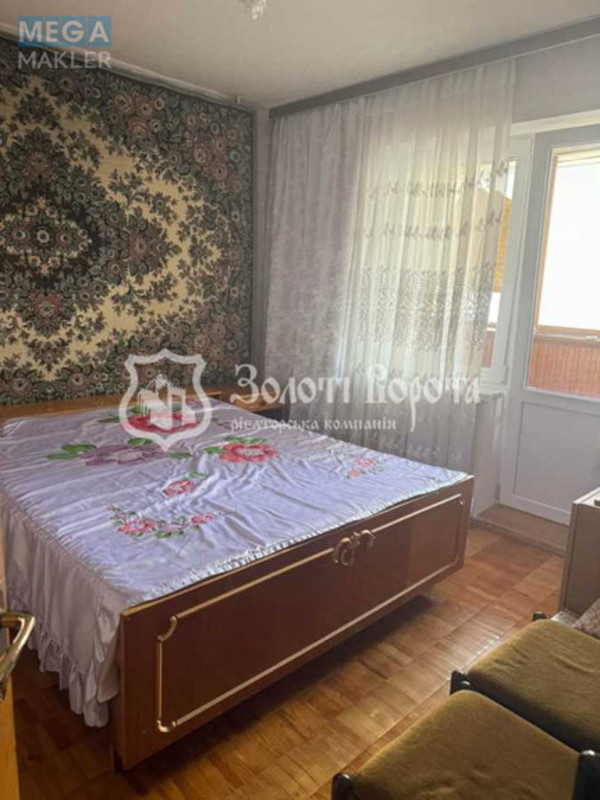 Продаж 4 кімнатної квартири (100/58/12,6), 6 пов. 16 пов. будинку, <a class="location-link" href="/kiev/" title="Недвижимость Київ">Київ</a>, <a class="location-link" href="/kiev/svyatoshinskij/" title="Недвижимость Святошинський район">Святошинський р-н</a>, Чорнобильська вул., 20 (изображение 2)