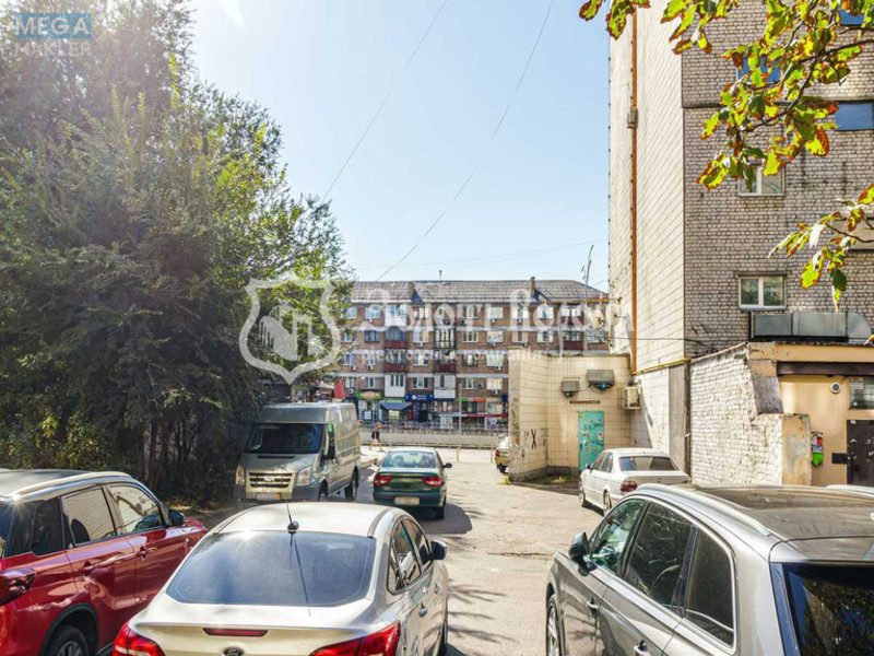 Продаж 3 кімнатної квартири (69,8/42,7/8,2), 1 пов. 14 пов. будинку, <a class="location-link" href="/kiev/" title="Недвижимость Київ">Київ</a>, <a class="location-link" href="/kiev/solomenskij/" title="Недвижимость Солом'янський район">Солом'янський р-н</a>, Чоколівський бульв., 4 (изображение 21)