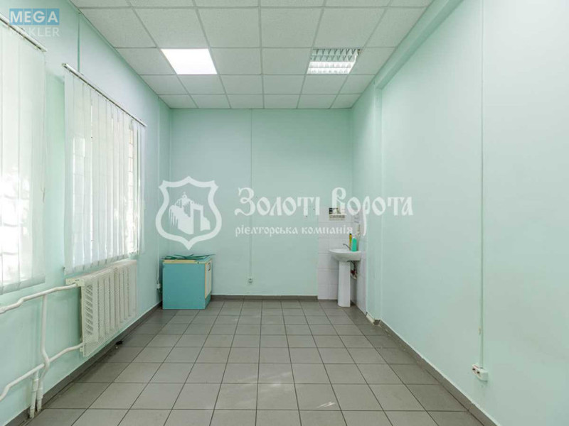 Продаж комерційної нерухомості, 174&nbsp;кв.м, под офис, <a class="location-link" href="/kiev/" title="Недвижимость Київ">Київ</a>, <a class="location-link" href="/kiev/obolonskij/" title="Недвижимость Оболонський район">Оболонський р-н</a>, Вишгородська вул., 38 (изображение 3)