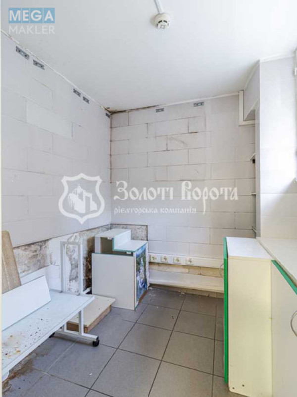 Продаж комерційної нерухомості, 174&nbsp;кв.м, под офис, <a class="location-link" href="/kiev/" title="Недвижимость Київ">Київ</a>, <a class="location-link" href="/kiev/obolonskij/" title="Недвижимость Оболонський район">Оболонський р-н</a>, Вишгородська вул., 38 (изображение 13)