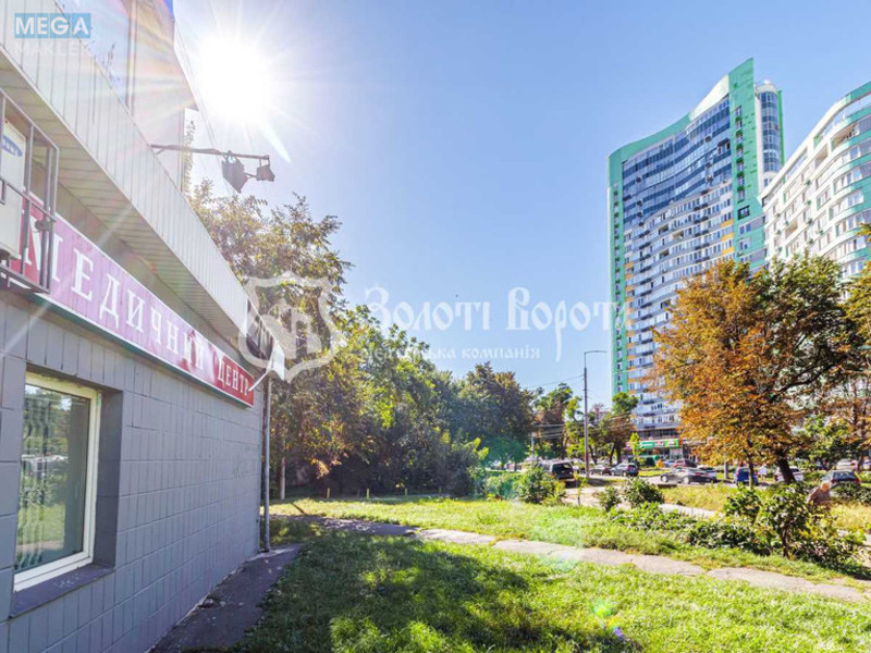 Продаж комерційної нерухомості, 174&nbsp;кв.м, под офис, <a class="location-link" href="/kiev/" title="Недвижимость Київ">Київ</a>, <a class="location-link" href="/kiev/obolonskij/" title="Недвижимость Оболонський район">Оболонський р-н</a>, Вишгородська вул., 38 (изображение 18)