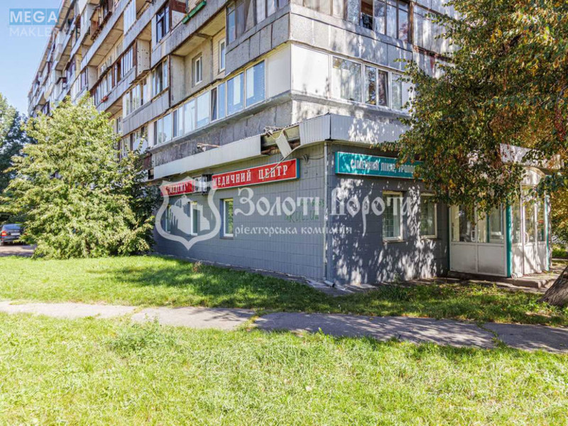 Продаж комерційної нерухомості, 174&nbsp;кв.м, под офис, <a class="location-link" href="/kiev/" title="Недвижимость Київ">Київ</a>, <a class="location-link" href="/kiev/obolonskij/" title="Недвижимость Оболонський район">Оболонський р-н</a>, Вишгородська вул., 38 (изображение 20)