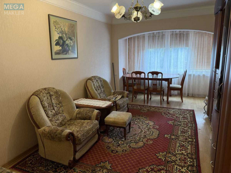 Оренда 3 кімнатної квартири, <a class="location-link" href="/kiev/" title="Недвижимость Київ">Київ</a>, <a class="location-link" href="/kiev/shevchenkovskij/" title="Недвижимость Шевченківський район">Шевченківський р-н</a>, Шулявська вул., 15 (изображение 2)