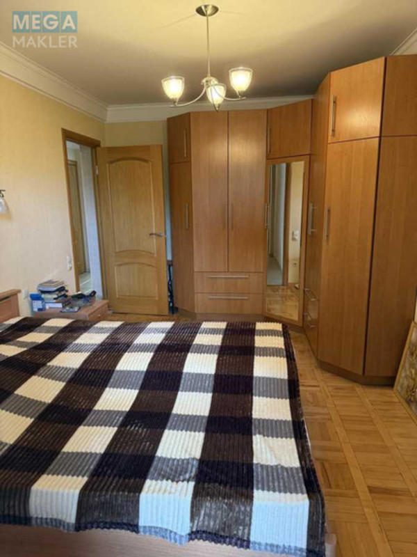 Оренда 3 кімнатної квартири, <a class="location-link" href="/kiev/" title="Недвижимость Київ">Київ</a>, <a class="location-link" href="/kiev/shevchenkovskij/" title="Недвижимость Шевченківський район">Шевченківський р-н</a>, Шулявська вул., 15 (изображение 10)