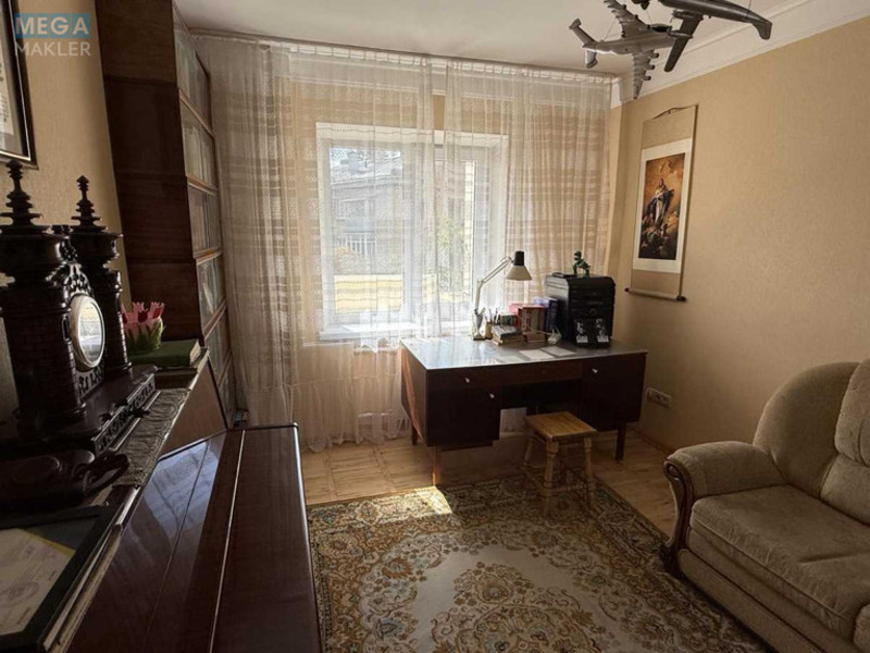 Оренда 3 кімнатної квартири, <a class="location-link" href="/kiev/" title="Недвижимость Київ">Київ</a>, <a class="location-link" href="/kiev/shevchenkovskij/" title="Недвижимость Шевченківський район">Шевченківський р-н</a>, Шулявська вул., 15 (изображение 15)