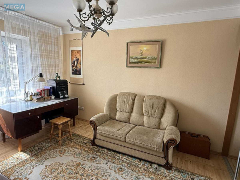 Оренда 3 кімнатної квартири, <a class="location-link" href="/kiev/" title="Недвижимость Київ">Київ</a>, <a class="location-link" href="/kiev/shevchenkovskij/" title="Недвижимость Шевченківський район">Шевченківський р-н</a>, Шулявська вул., 15 (изображение 16)