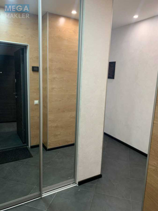Оренда 1 кімнатної квартири, <a class="location-link" href="/kiev/" title="Недвижимость Київ">Київ</a>, <a class="location-link" href="/kiev/obolonskij/" title="Недвижимость Оболонський район">Оболонський р-н</a>, Оболонский просп., 1 (изображение 5)