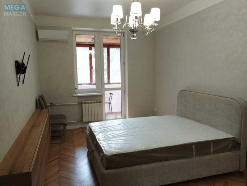 Оренда 3 кімнатної квартири, <a class="location-link" href="/kiev/" title="Недвижимость Київ">Київ</a>, <a class="location-link" href="/kiev/solomenskij/" title="Недвижимость Солом'янський район">Солом'янський р-н</a>, Уманская ул., 47 (изображение 4)