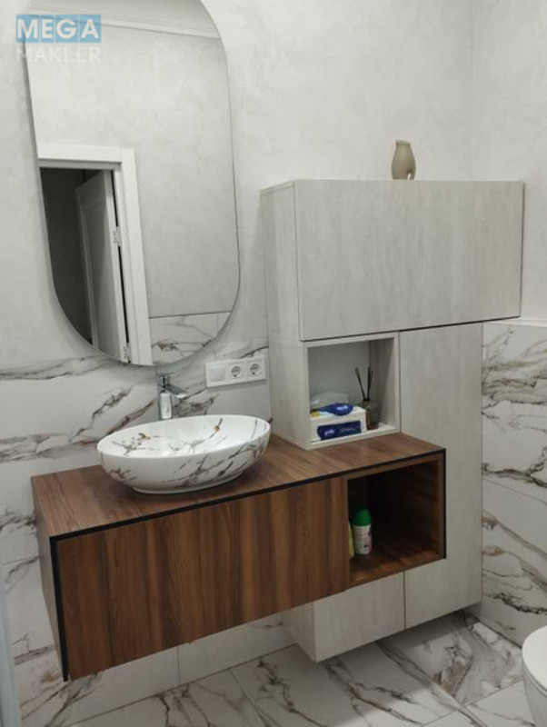 Оренда 3 кімнатної квартири, <a class="location-link" href="/kiev/" title="Недвижимость Київ">Київ</a>, <a class="location-link" href="/kiev/solomenskij/" title="Недвижимость Солом'янський район">Солом'янський р-н</a>, Уманская ул., 47 (изображение 6)