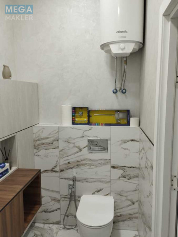 Оренда 3 кімнатної квартири, <a class="location-link" href="/kiev/" title="Недвижимость Київ">Київ</a>, <a class="location-link" href="/kiev/solomenskij/" title="Недвижимость Солом'янський район">Солом'янський р-н</a>, Уманская ул., 47 (изображение 8)