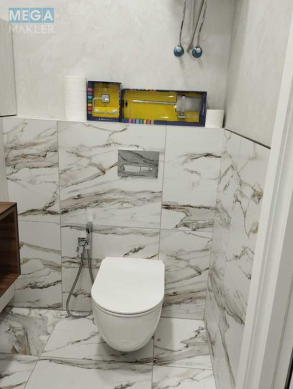 Оренда 3 кімнатної квартири, <a class="location-link" href="/kiev/" title="Недвижимость Київ">Київ</a>, <a class="location-link" href="/kiev/solomenskij/" title="Недвижимость Солом'янський район">Солом'янський р-н</a>, Уманская ул., 47 (изображение 9)