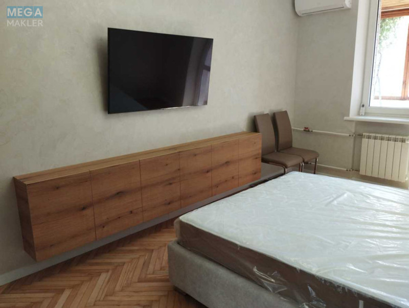 Оренда 3 кімнатної квартири, <a class="location-link" href="/kiev/" title="Недвижимость Київ">Київ</a>, <a class="location-link" href="/kiev/solomenskij/" title="Недвижимость Солом'янський район">Солом'янський р-н</a>, Уманская ул., 47 (изображение 13)