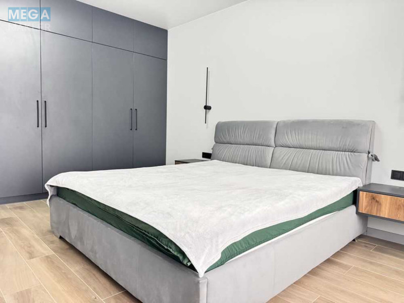 Продаж дома, 2&nbsp;поверху, 133&nbsp;кв.м, 4&nbsp;кімнати, ділянка 3&nbsp;сотки, <a class="location-link" href="/petrovskoe-selo-kv-kievo-svyatoshinskij-rajon/" title="Недвижимость Петрівське">Петрівське</a>, Святоюрівська (изображение 15)