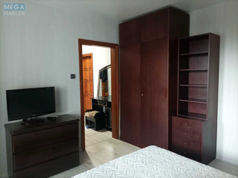 Оренда 2 кімнатної квартири, <a class="location-link" href="/kiev/" title="Недвижимость Київ">Київ</a>, <a class="location-link" href="/kiev/darnickij/" title="Недвижимость Дарницький район">Дарницький р-н</a>, Миколи Бажана просп., 9ж (изображение 8)