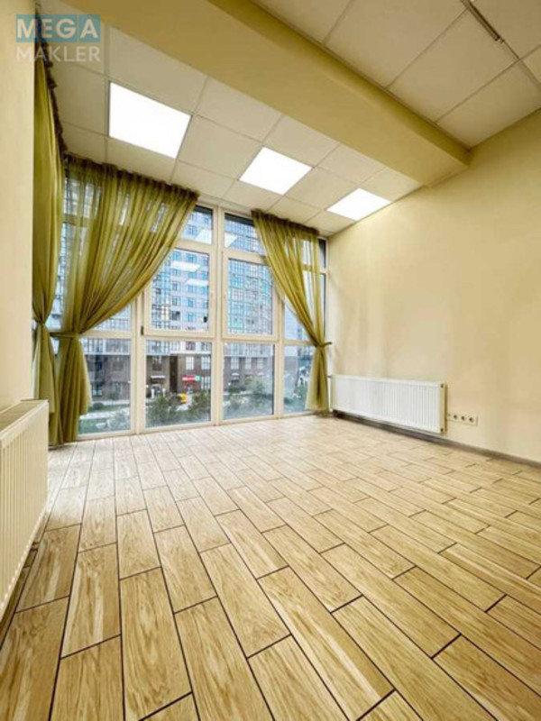 Продаж комерційної нерухомості, 125,40&nbsp;кв.м, под офис, <a class="location-link" href="/kiev/" title="Недвижимость Київ">Київ</a>, <a class="location-link" href="/kiev/pecherskij/" title="Недвижимость Печерський район">Печерський р-н</a>, Андрія Верхогляда вул., 15 (изображение 4)
