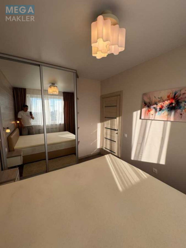 Продаж 1 кімнатної квартири (47/?/?), 19 пов. 26 пов. будинку, <a class="location-link" href="/kiev/" title="Недвижимость Київ">Київ</a>, <a class="location-link" href="/kiev/solomenskij/" title="Недвижимость Солом'янський район">Солом'янський р-н</a>, Вацлава Гавела бульв., 9а (изображение 8)