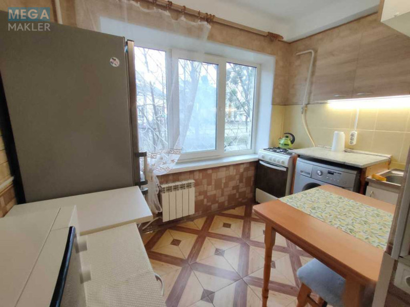 Оренда 1 кімнатної квартири, <a class="location-link" href="/kiev/" title="Недвижимость Київ">Київ</a>, <a class="location-link" href="/kiev/dneprovskij/" title="Недвижимость Дніпровський район">Дніпровський р-н</a>, Бажова вул., 6 (изображение 6)