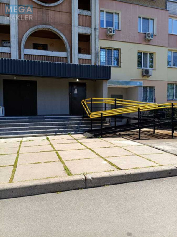 Продаж 2 кімнатної квартири (57/29/8), 11 пов. 16 пов. будинку, <a class="location-link" href="/kiev/" title="Недвижимость Київ">Київ</a>, <a class="location-link" href="/kiev/darnickij/" title="Недвижимость Дарницький район">Дарницький р-н</a>, Декабристів вул., 6б (изображение 9)