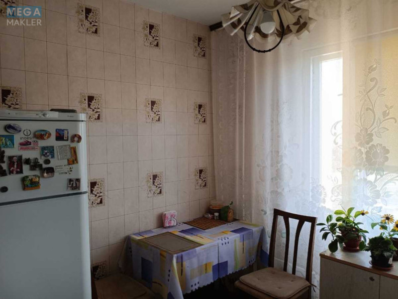 Продаж 2 кімнатної квартири (57/29/8), 11 пов. 16 пов. будинку, <a class="location-link" href="/kiev/" title="Недвижимость Київ">Київ</a>, <a class="location-link" href="/kiev/darnickij/" title="Недвижимость Дарницький район">Дарницький р-н</a>, Декабристів вул., 6б (изображение 13)