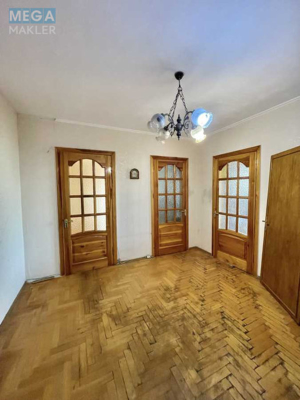 Продаж 3 кімнатної квартири (88/43/11), 8 пов. 10 пов. будинку, <a class="location-link" href="/kiev/" title="Недвижимость Київ">Київ</a>, <a class="location-link" href="/kiev/dneprovskij/" title="Недвижимость Дніпровський район">Дніпровський р-н</a>, Перова бульв., 13/2 (изображение 5)
