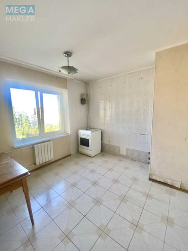 Продаж 3 кімнатної квартири (88/43/11), 8 пов. 10 пов. будинку, <a class="location-link" href="/kiev/" title="Недвижимость Київ">Київ</a>, <a class="location-link" href="/kiev/dneprovskij/" title="Недвижимость Дніпровський район">Дніпровський р-н</a>, Перова бульв., 13/2 (изображение 6)