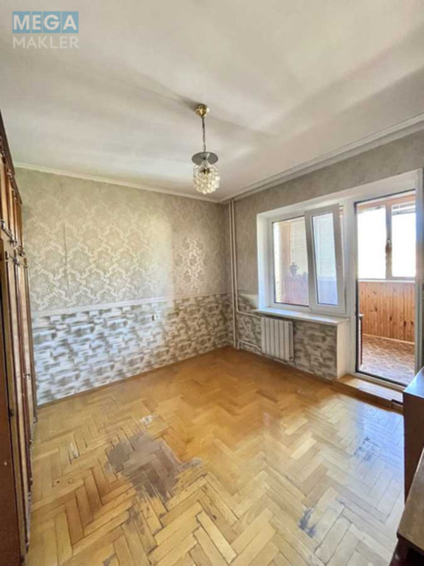 Продаж 3 кімнатної квартири (88/43/11), 8 пов. 10 пов. будинку, <a class="location-link" href="/kiev/" title="Недвижимость Київ">Київ</a>, <a class="location-link" href="/kiev/dneprovskij/" title="Недвижимость Дніпровський район">Дніпровський р-н</a>, Перова бульв., 13/2 (изображение 9)
