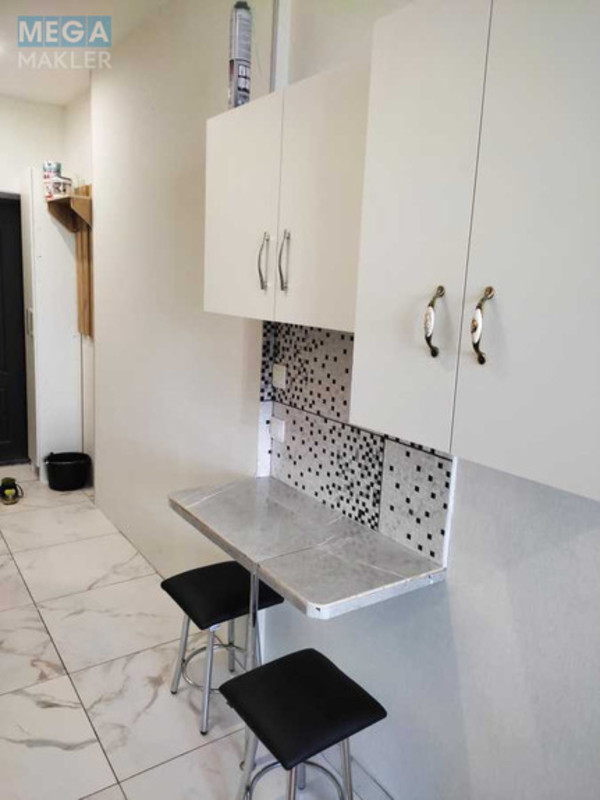Оренда 1 кімнатної квартири, <a class="location-link" href="/kiev/" title="Недвижимость Київ">Київ</a>, <a class="location-link" href="/kiev/svyatoshinskij/" title="Недвижимость Святошинський район">Святошинський р-н</a>, Семьи Стешенко ул., 9 (изображение 3)