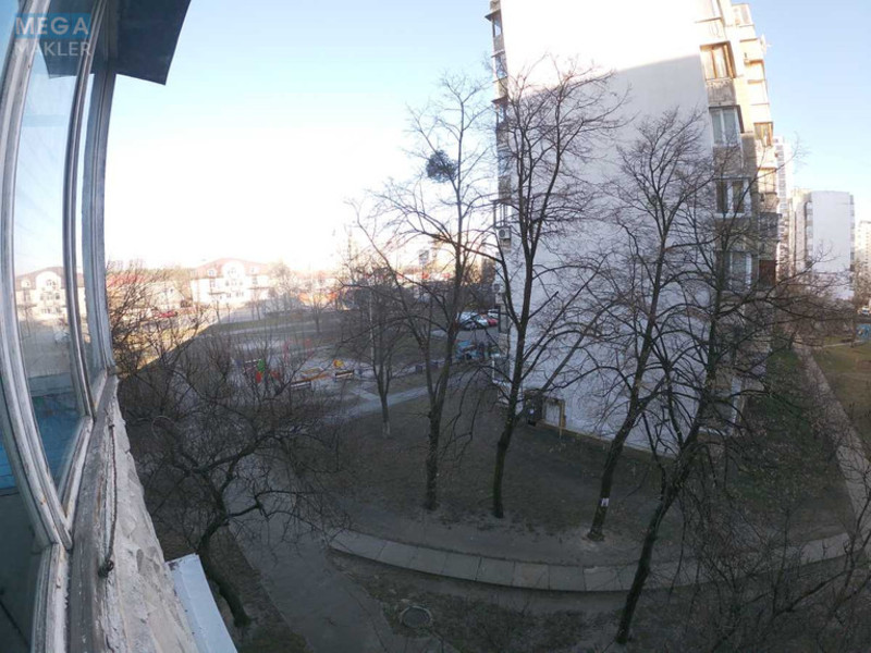 Оренда 2 кімнатної квартири, <a class="location-link" href="/kiev/" title="Недвижимость Київ">Київ</a>, <a class="location-link" href="/kiev/darnickij/" title="Недвижимость Дарницький район">Дарницький р-н</a>, Архитектора Вербицкого ул., 36 (изображение 10)