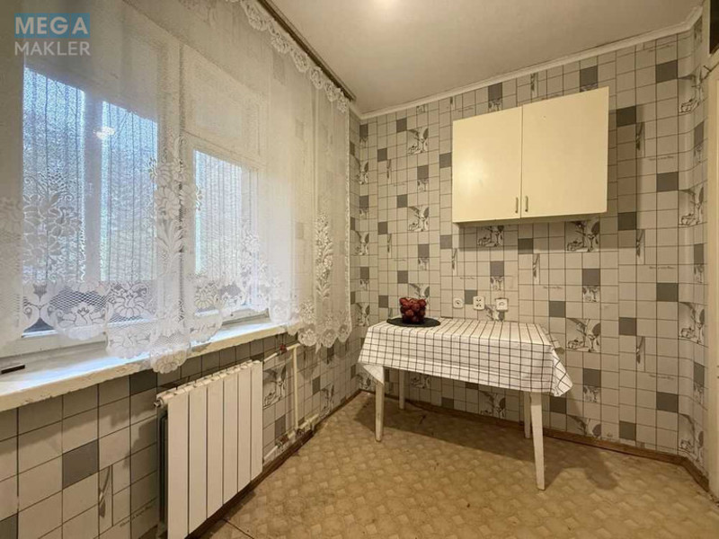 Продаж 1 кімнатної квартири (32/13/5,4), 2 пов. 9 пов. будинку, <a class="location-link" href="/kiev/" title="Недвижимость Київ">Київ</a>, <a class="location-link" href="/kiev/desnyanskij/" title="Недвижимость Деснянський район">Деснянський р-н</a>, Космонавта Волкова вул., 18 (изображение 10)