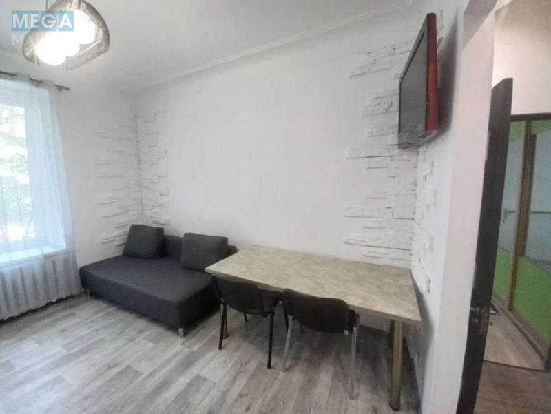 Оренда 2 кімнатної квартири, <a class="location-link" href="/kiev/" title="Недвижимость Київ">Київ</a>, <a class="location-link" href="/kiev/goloseevskij/" title="Недвижимость Голосіївський район">Голосіївський р-н</a>, Велика Васильківська вул., 120 (изображение 2)