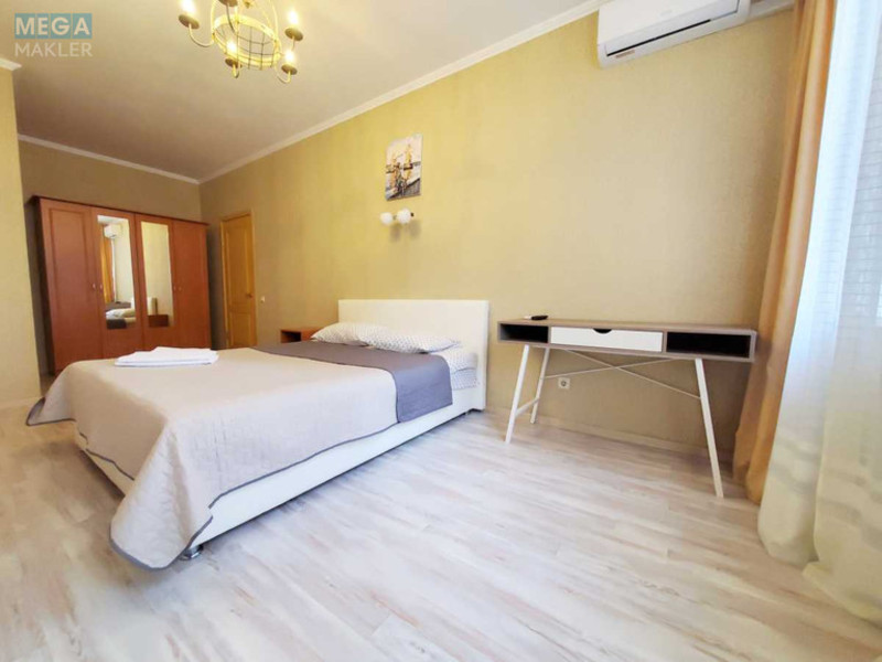 Оренда 2 кімнатної квартири, <a class="location-link" href="/kiev/" title="Недвижимость Київ">Київ</a>, <a class="location-link" href="/kiev/dneprovskij/" title="Недвижимость Дніпровський район">Дніпровський р-н</a>, Регенераторная ул., 4 (изображение 2)