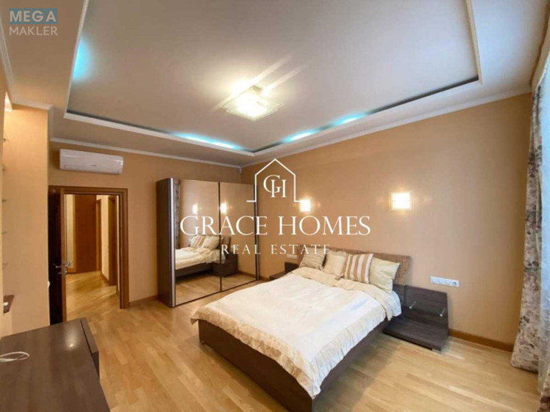 Продаж 4 кімнатної квартири (200/100/20), 11 пов. 24 пов. будинку, <a class="location-link" href="/kiev/" title="Недвижимость Київ">Київ</a>, <a class="location-link" href="/kiev/pecherskij/" title="Недвижимость Печерський район">Печерський р-н</a>, Старонаводницкая ул., 13а (изображение 20)
