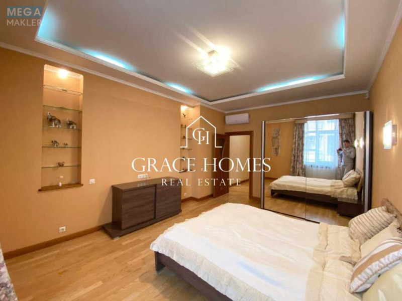 Продаж 4 кімнатної квартири (200/100/20), 11 пов. 24 пов. будинку, <a class="location-link" href="/kiev/" title="Недвижимость Київ">Київ</a>, <a class="location-link" href="/kiev/pecherskij/" title="Недвижимость Печерський район">Печерський р-н</a>, Старонаводницкая ул., 13а (изображение 21)
