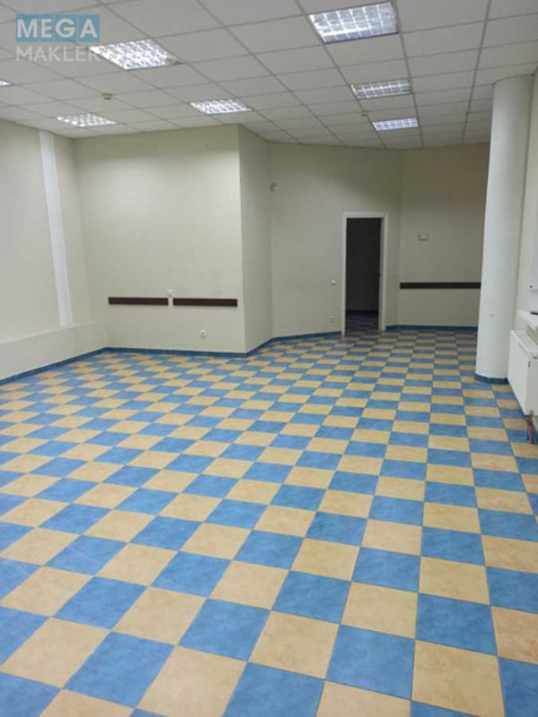 Оренда комерційної нерухомості, 109&nbsp;кв.м, под офис, <a class="location-link" href="/kiev/" title="Недвижимость Київ">Київ</a>, <a class="location-link" href="/kiev/darnickij/" title="Недвижимость Дарницький район">Дарницький р-н</a>, Ревуцького вул., 42В (изображение 3)