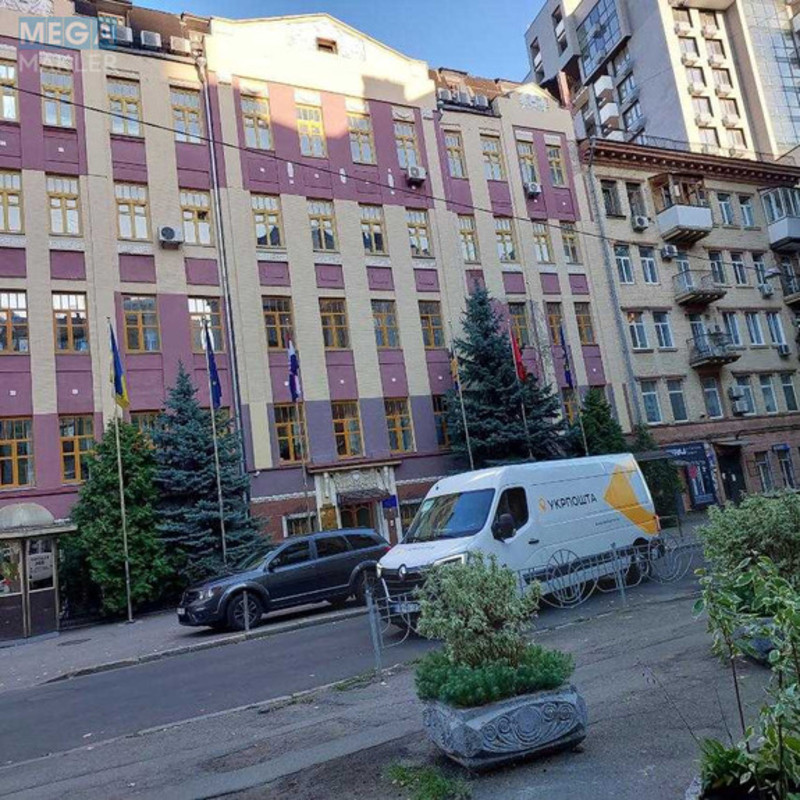 Продаж комерційної нерухомості, 40 кв.м, под офис, <a class="location-link" href="/kiev/" title="Недвижимость Київ">Київ</a>, <a class="location-link" href="/kiev/shevchenkovskij/" title="Недвижимость Шевченківський район">Шевченківський р-н</a>, Гоголевская ул., 49 (изображение 4)