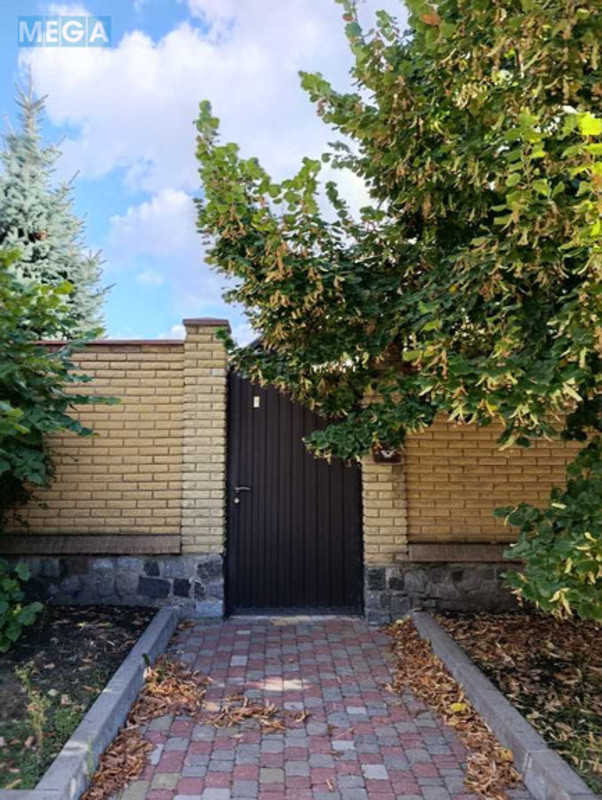 Продаж дома, 2&nbsp;поверху, 168&nbsp;кв.м, 6&nbsp;кімнат, ділянка 8&nbsp;соток, <a class="location-link" href="/kiev/" title="Недвижимость Київ">Київ</a>, <a class="location-link" href="/kiev/darnickij/" title="Недвижимость Дарницький район">Дарницький р-н</a>, Медоносна вул., 33 (изображение 2)