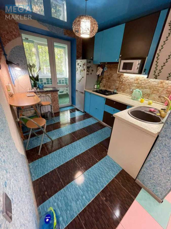 Оренда 1 кімнатної квартири, <a class="location-link" href="/kiev/" title="Недвижимость Київ">Київ</a>, <a class="location-link" href="/kiev/podolskij/" title="Недвижимость Подільський район">Подільський р-н</a>, Межигорская ул., 59 (изображение 2)