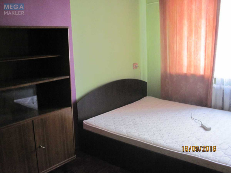 Оренда 3 кімнатної квартири, <a class="location-link" href="/kiev/" title="Недвижимость Київ">Київ</a>, <a class="location-link" href="/kiev/shevchenkovskij/" title="Недвижимость Шевченківський район">Шевченківський р-н</a>, Олександра Довженка вул., 12 (изображение 4)