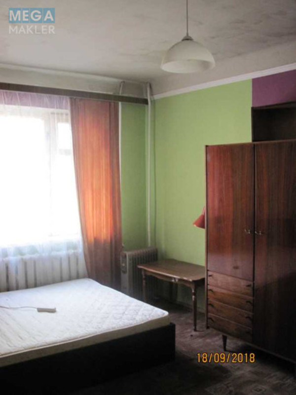 Оренда 3 кімнатної квартири, <a class="location-link" href="/kiev/" title="Недвижимость Київ">Київ</a>, <a class="location-link" href="/kiev/shevchenkovskij/" title="Недвижимость Шевченківський район">Шевченківський р-н</a>, Олександра Довженка вул., 12 (изображение 6)