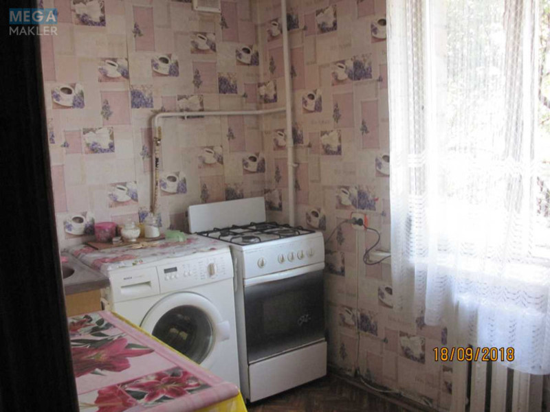 Оренда 3 кімнатної квартири, <a class="location-link" href="/kiev/" title="Недвижимость Київ">Київ</a>, <a class="location-link" href="/kiev/shevchenkovskij/" title="Недвижимость Шевченківський район">Шевченківський р-н</a>, Олександра Довженка вул., 12 (изображение 10)