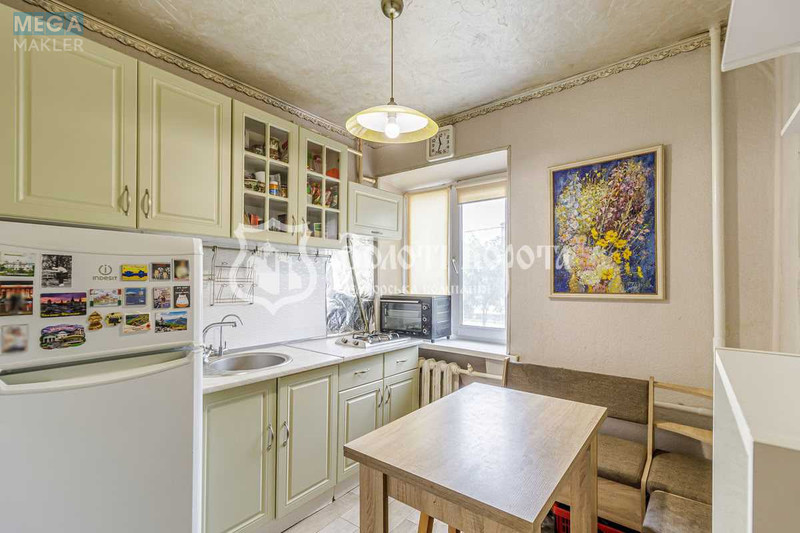 Продаж 1 кімнатної квартири (29/17/6), 2 пов. 5 пов. будинку, <a class="location-link" href="/kiev/" title="Недвижимость Київ">Київ</a>, <a class="location-link" href="/kiev/dneprovskij/" title="Недвижимость Дніпровський район">Дніпровський р-н</a>, Праці бульв., 6/14 (изображение 10)