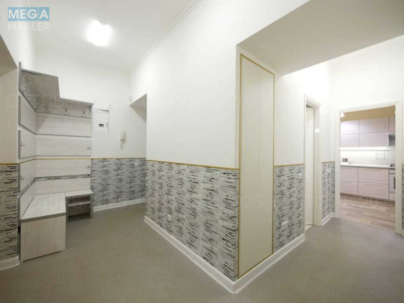 Оренда 2 кімнатної квартири, <a class="location-link" href="/kiev/" title="Недвижимость Київ">Київ</a>, <a class="location-link" href="/kiev/pecherskij/" title="Недвижимость Печерський район">Печерський р-н</a>, Академика Богомольца ул., 7/14 (изображение 12)