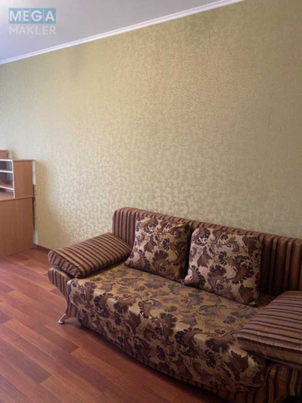 Оренда 3 кімнатної квартири, <a class="location-link" href="/kiev/" title="Недвижимость Київ">Київ</a>, <a class="location-link" href="/kiev/darnickij/" title="Недвижимость Дарницький район">Дарницький р-н</a>, Елены Пчилки ул., 2б (изображение 3)