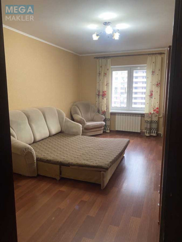 Оренда 3 кімнатної квартири, <a class="location-link" href="/kiev/" title="Недвижимость Київ">Київ</a>, <a class="location-link" href="/kiev/darnickij/" title="Недвижимость Дарницький район">Дарницький р-н</a>, Елены Пчилки ул., 2б (изображение 8)