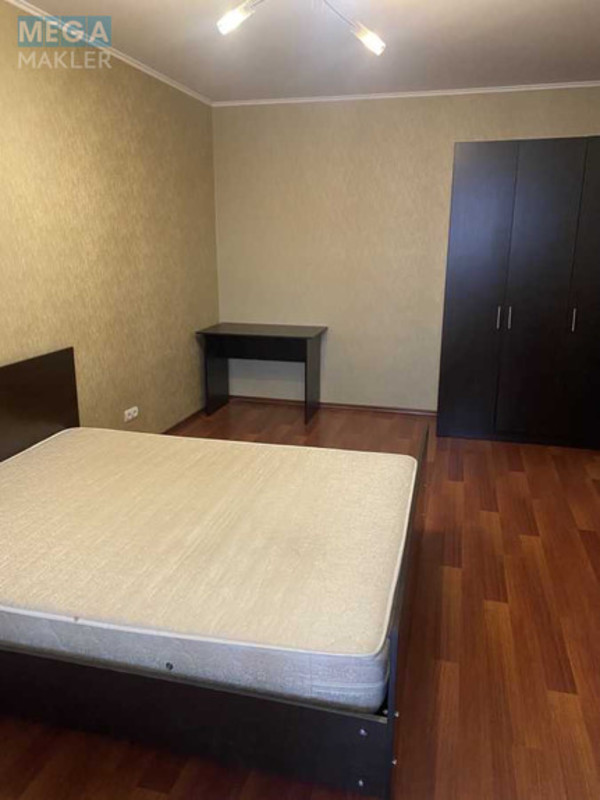 Оренда 3 кімнатної квартири, <a class="location-link" href="/kiev/" title="Недвижимость Київ">Київ</a>, <a class="location-link" href="/kiev/darnickij/" title="Недвижимость Дарницький район">Дарницький р-н</a>, Елены Пчилки ул., 2б (изображение 10)