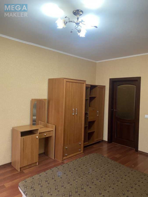 Оренда 3 кімнатної квартири, <a class="location-link" href="/kiev/" title="Недвижимость Київ">Київ</a>, <a class="location-link" href="/kiev/darnickij/" title="Недвижимость Дарницький район">Дарницький р-н</a>, Елены Пчилки ул., 2б (изображение 11)