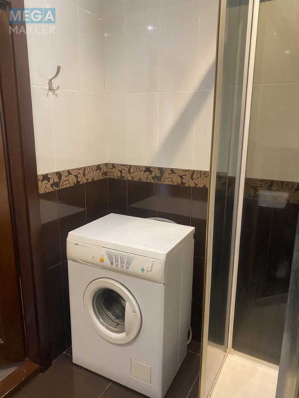 Оренда 3 кімнатної квартири, <a class="location-link" href="/kiev/" title="Недвижимость Київ">Київ</a>, <a class="location-link" href="/kiev/darnickij/" title="Недвижимость Дарницький район">Дарницький р-н</a>, Елены Пчилки ул., 2б (изображение 14)