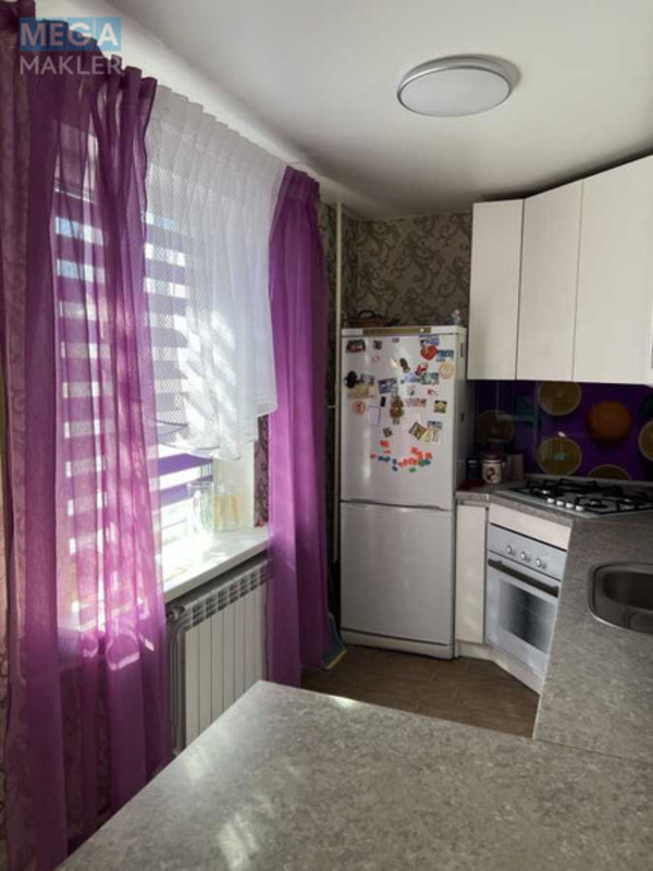 Оренда 3 кімнатної квартири, <a class="location-link" href="/kiev/" title="Недвижимость Київ">Київ</a>, <a class="location-link" href="/kiev/svyatoshinskij/" title="Недвижимость Святошинський район">Святошинський р-н</a>, Генерала Потапова вул., 1А (изображение 3)
