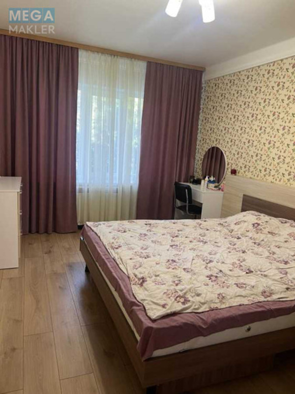 Оренда 3 кімнатної квартири, <a class="location-link" href="/kiev/" title="Недвижимость Київ">Київ</a>, <a class="location-link" href="/kiev/svyatoshinskij/" title="Недвижимость Святошинський район">Святошинський р-н</a>, Генерала Потапова вул., 1А (изображение 4)